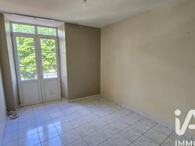 Location Appartement 3 pièces 43 m2 Terrasson Lavilledieu