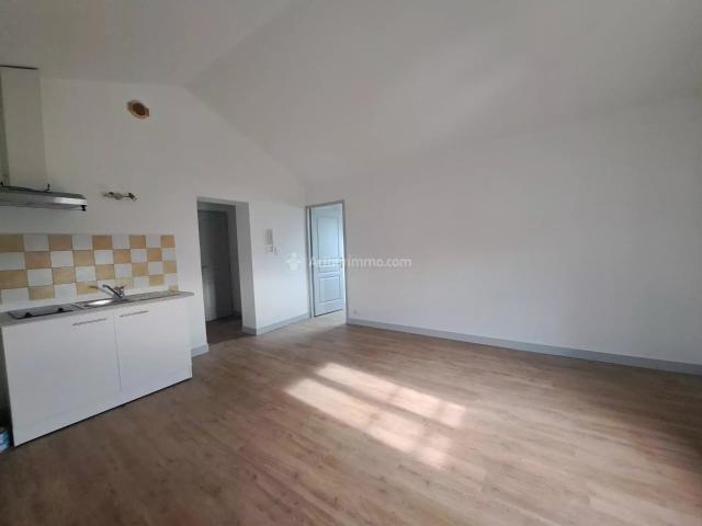 Location Appartement 3 pièces 43 m2 à Blaye les Mines
