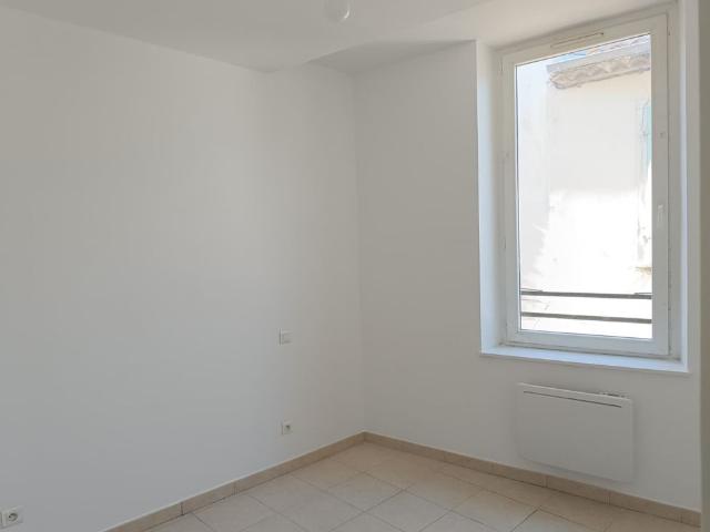 Location Appartement 3 pièces 43m² NARBONNE 11100