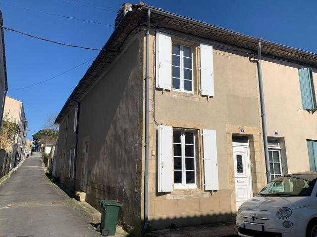 Location Appartement 3 pièces 43m² SAUVETERRE DE GUYENNE 33540