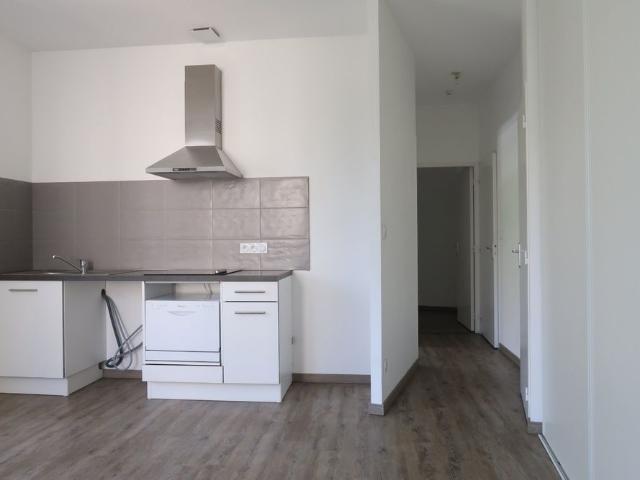Location Appartement 3 pièces 43m² ST CHAMOND 42400