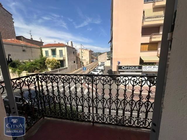 Location Appartement 3 pièces 40m² CANNES 06400