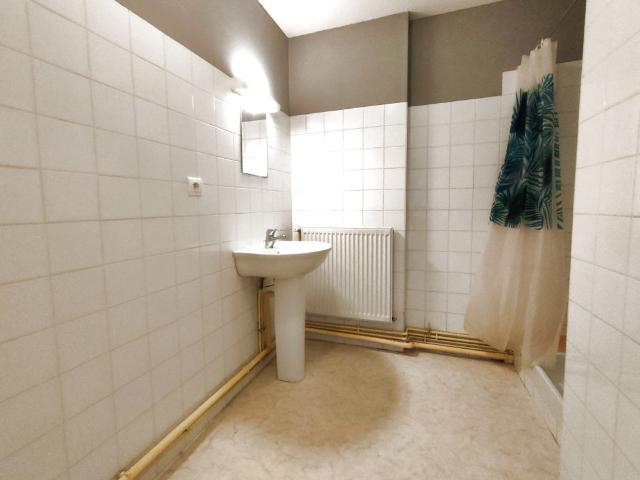 Location Appartement 3 pièces 40m² VARENNES SUR ALLIER 03150