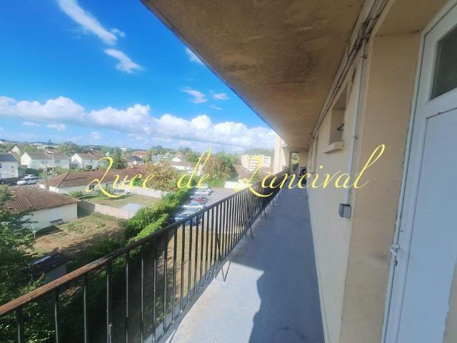 Location Appartement 3 pièces 41m² BEAUTOR 02800