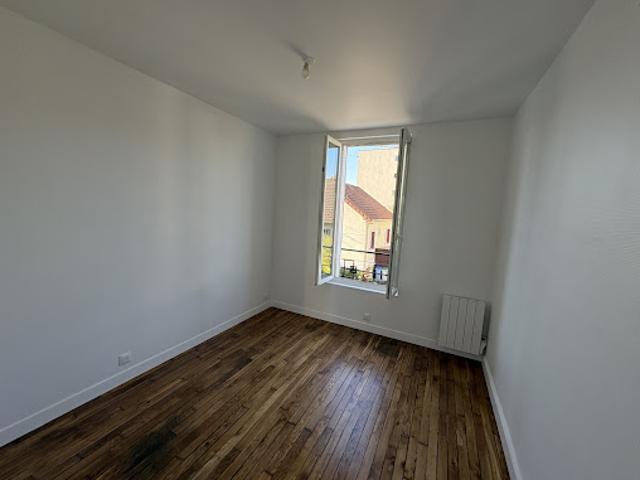 Location Appartement 3 pièces 42.06 m2 Aulnay sous Bois