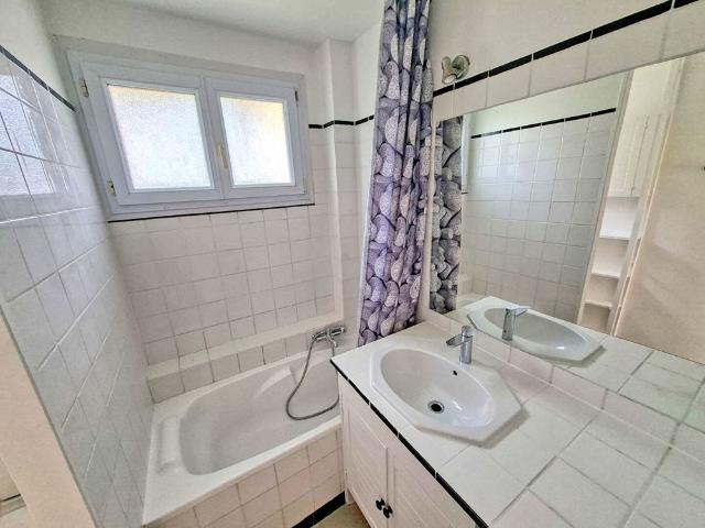 Location appartement 3 pièces, 47.72m², Antony