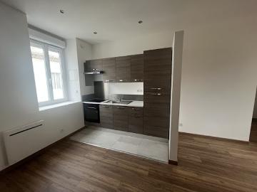 Location Appartement 3 pièces 47.8 m2 Nimes