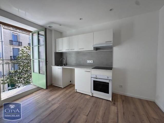 Location Appartement 3 pièces 47m² BEZIERS 34500