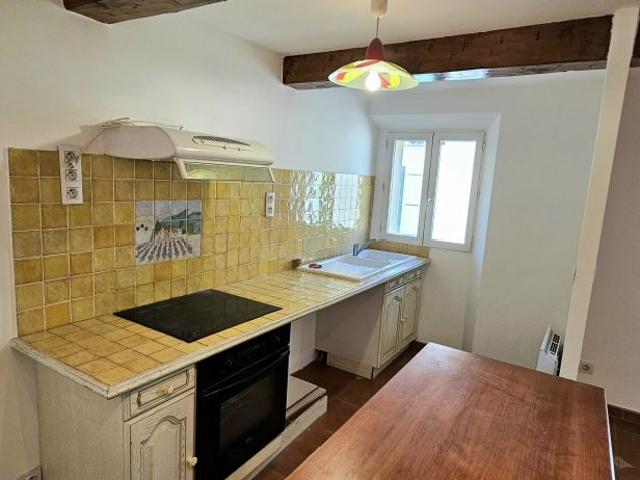Location Appartement 3 pièces 47m² GONFARON 83590