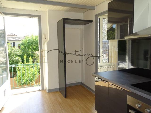 Location Appartement 3 pièces 47m² NIMES 30900