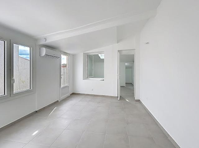 Location Appartement 3 pièces 44.67 m2 Lambesc