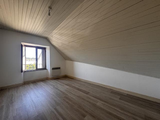Location Appartement 3 pièces 44.73 m2 Saint Chély d'Apcher