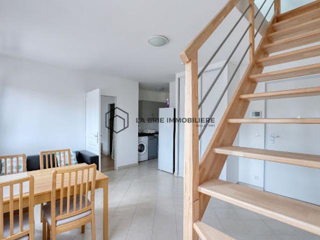 Location Appartement 3 pièces 44.19 m2 Villecresnes