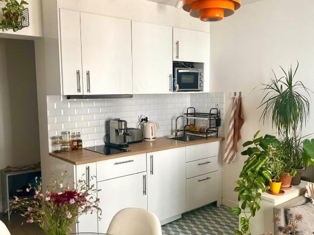 Location Appartement 3 pièces 44m² PARIS 20ème