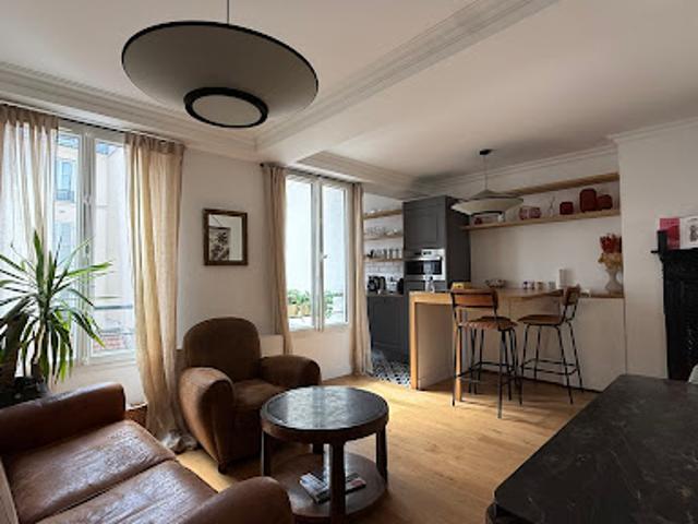 Location Appartement 3 pièces 45.03 m2 Paris