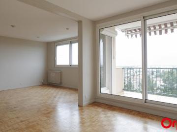 Appartement à louer à Place Ennemond Romand - Cave