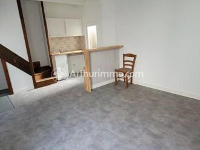 Location Appartement 3 pièces 45 m2 à Saint Jean d'Angély
