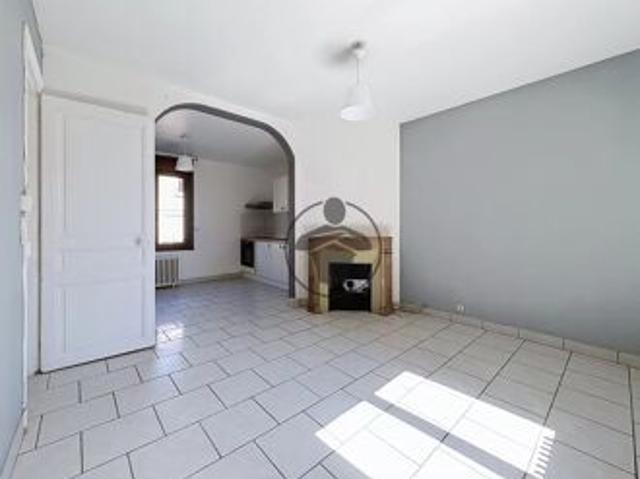 Location Appartement 3 pièces 45 m2 à Saint Quentin
