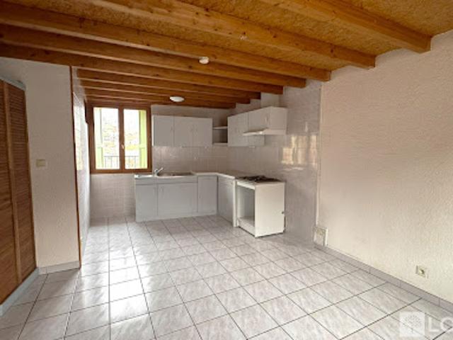 Location Appartement 3 pièces 45 m2 Ria Sirach
