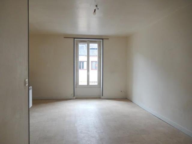 Location Appartement 3 pièces 45 m2 Sarlat la caneda
