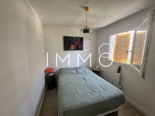 Location Appartement 3 pièces 45m² MARSEILLE 8ème