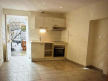 Location Appartement 3 pièces 45m² ST SAUVEUR DE MONTAGUT 07190