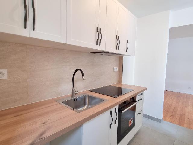 Location Appartement 3 pièces 45m² TOURS 37000