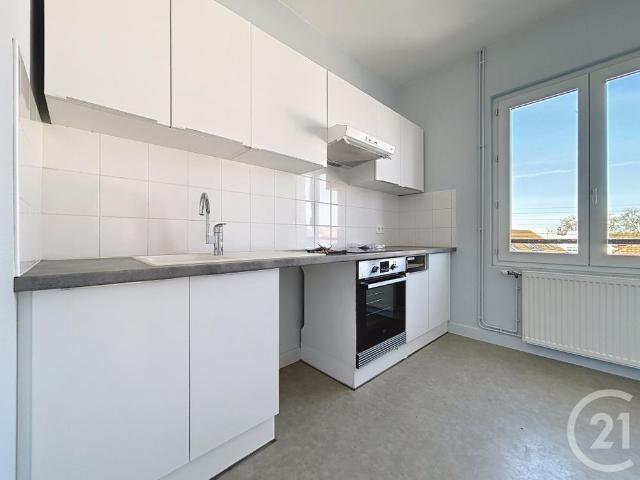 Location Appartement 3 pièces 45m² TROYES 10000