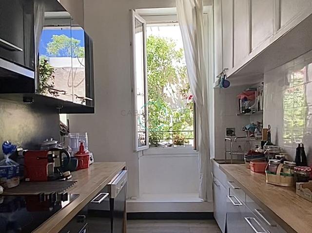 Location Appartement 3 pièces 46m² MARSEILLE 7ème