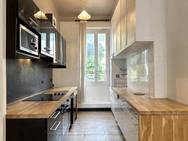 Location Appartement 3 pièces 46m² MARSEILLE 7ème