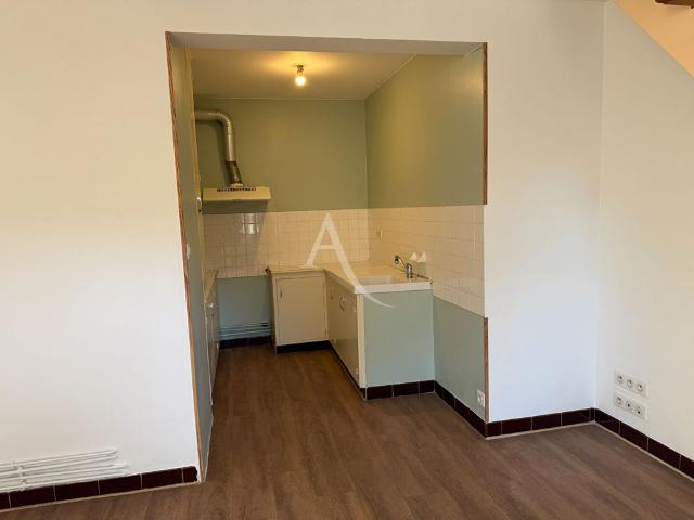 Location appartement 3 pièces, 48.80m², Saint André de Lidon
