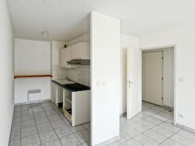 Location Appartement 3 pièces 48 m2 Saint Arnoult