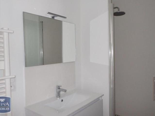 Location Appartement 3 pièces 48m² CHAMBERY 73000