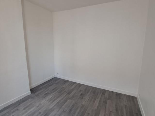 Location Appartement 3 pièces 48m² CHATILLON 92320