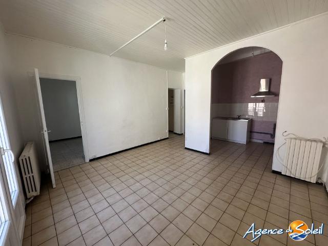 Location Appartement 3 pièces 48m² PORT LA NOUVELLE 11210