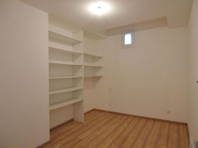 Location Appartement 3 pièces 48m² VILLEVEYRAC 34560