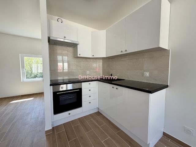 Location Appartement 3 pièces 49 m2 Ladon