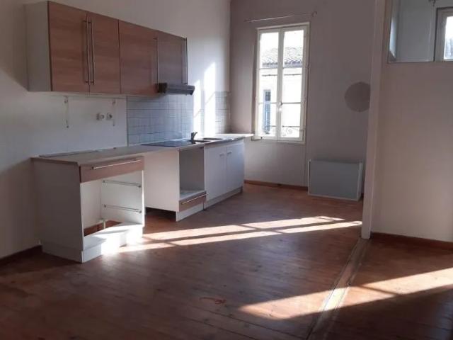 Location appartement 3 pièces 49 m² à Libourne 33500