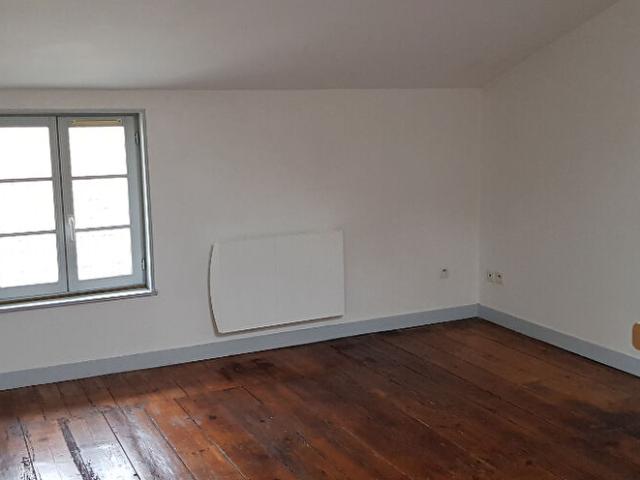 Location appartement 3 pièces, 53.80m², Rochefort