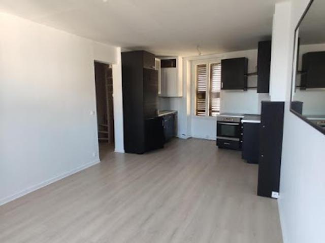 Location Appartement 3 pièces 53 m2 Dourdan
