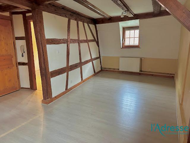 Location Appartement 3 pièces 53 m2 Gueberschwihr