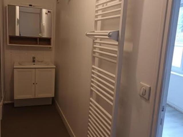 Location Appartement 3 pièces 53 m2 Senonches