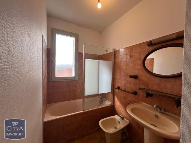 Location Appartement 3 pièces 53m² BRIVE LA GAILLARDE 19100