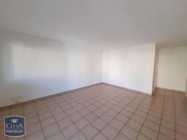 Location Appartement 3 pièces 53m² MILLAU 12100