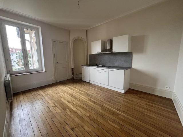 Location Appartement 3 pièces 53m² NANCY 54000
