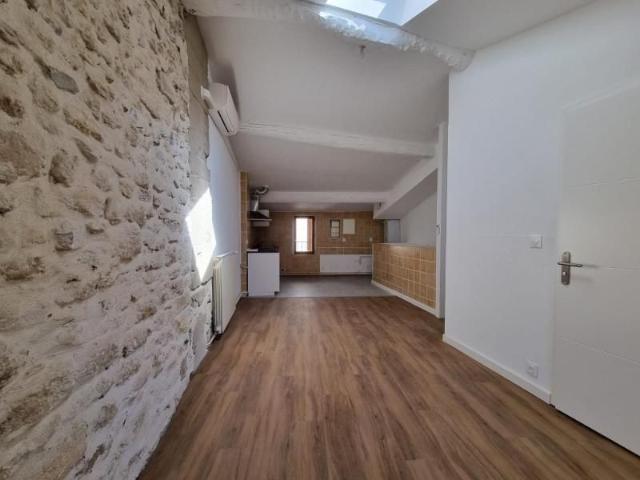 Location Appartement 3 pièces 53m² SOMMIERES 30250