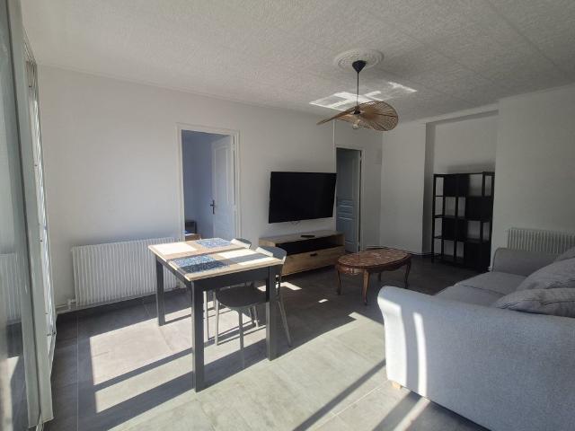 Location Appartement 3 pièces 53m² ST EGREVE 38120