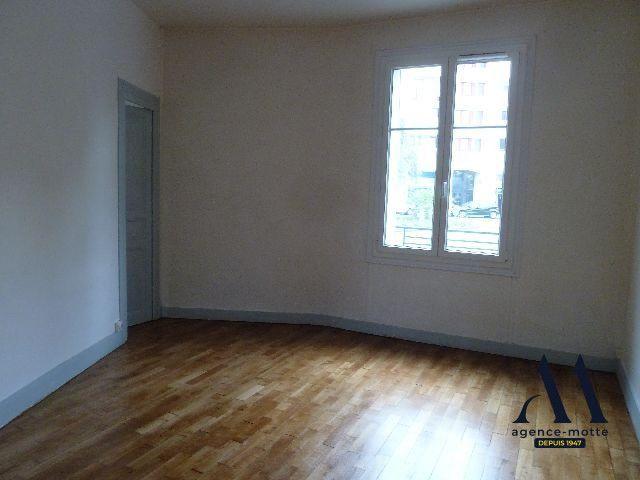 Location Appartement 3 pièces 53m² TOURS 37000