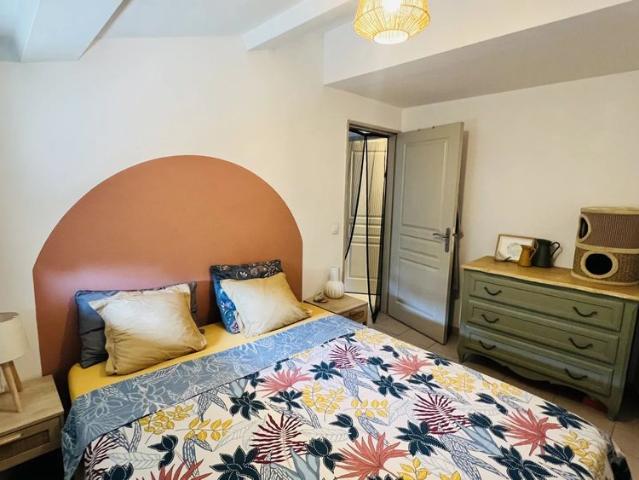 Location Appartement 3 pièces 53m² VENELLES 13770