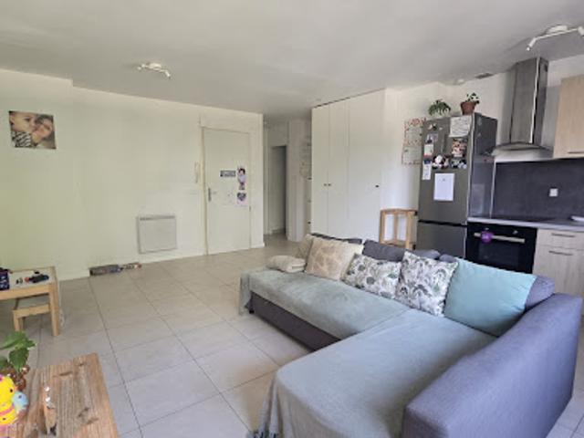Location Appartement 3 pièces 50.53 m2 Limours